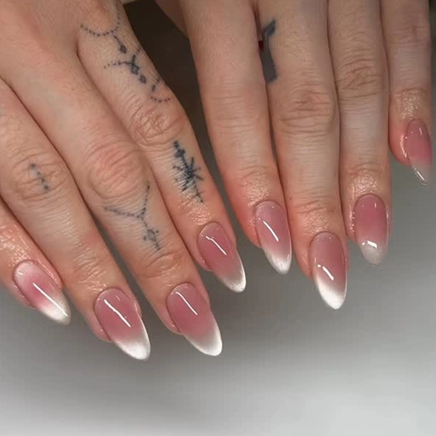 Press On Nails Cat Eye Gradient Blush Almond Shape French Style Artificial Fake Nails For Women