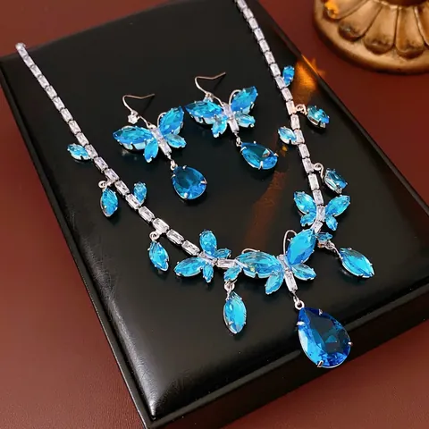 Luxus Schmetterling Wassertropfen Zirkonia Halskette Ohrring Haken Schmuckset Kupfer Elegante Accessoires Für Damen
