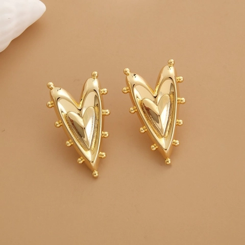 Orecchini a Lobo a Cuore in Rame Vintage Placcati Oro 24K per Donna Minimalisti Orecchini a Cuore Fuso Moda Gioielli
