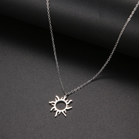 Collana Con Ciondolo A Sole Acciaio Inossidabile Fiamma Radiante Vuota Design Gioielli Di Moda Minimalista