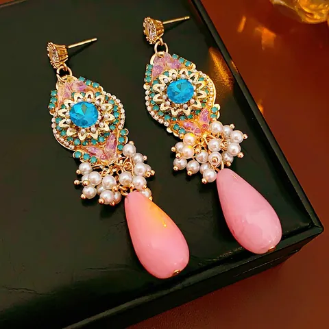 Vintage Drop Oorbellen In Hofstijl Met Zilveren Oorsteker Legering Zirkoon Kunstparel Vlinder Elegante Luxe Sieraden