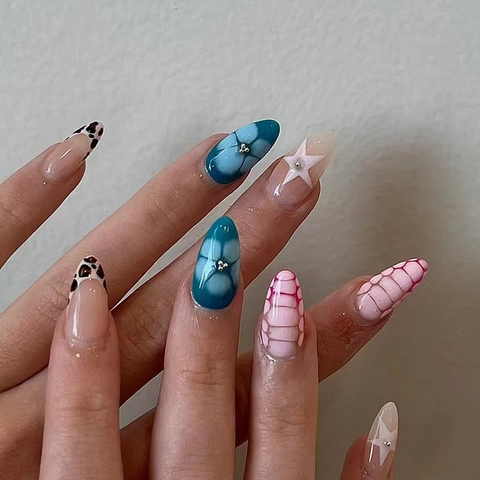 Amandel Kunstnagels ABS Kunststof Luipaard Frans Ster Bloem Gemengd Ontwerp Elegante Zoete Manicure Voor Vrouwen En Lijm