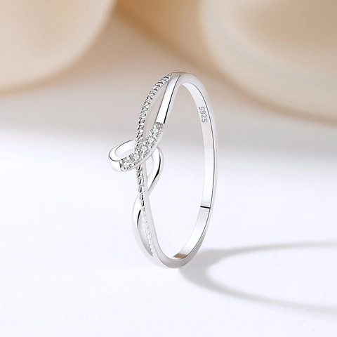 Minimalist 925 Sterling Silver Infinity Twisted Ring For Women White Gold Plated Rhinestone Geometric Stackable Jewelry