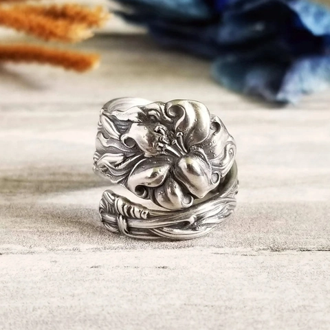 Vintage Flower Spoon Ring Alloy Antique Silver Embossed Adjustable Open Design Gothic Punk Statement Jewelry For Women