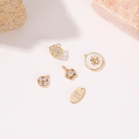 DIY Schmuckherstellung 14K Vergoldetes Kupfer Blume Kleeblatt Glück Anhänger Für Halskette Armband Strass Eingelegt Charms