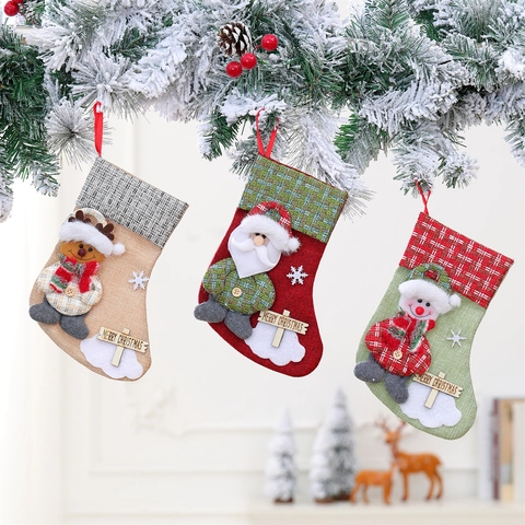 Weihnachtsstrümpfe Süßigkeiten Geschenkbeutel Leinen Mit Weihnachtsmann Schneemann Rentier Bär Holzanhängern Party Dekor