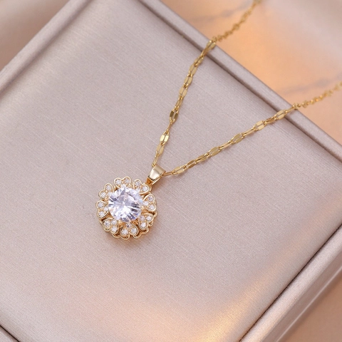 Rotating Heart Flower Pendant Necklace Zirconia Inlaid Stainless Steel Cable Chain Clavicle Necklace For Women Fashion Jewelry