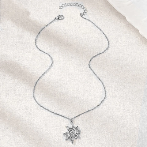 Retro Legering Zon Werveling Hanger Ketting Etnisch Spiraal Ontwerp Totem Stijl Mode Sieraden Voor Mannen En Vrouwen