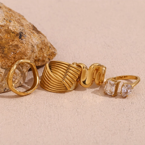 Stainless Steel Wave Ring 18K Gold Plated Geometric Hammered Texture Cubic Zirconia Open Adjustable Finger Jewelry Women
