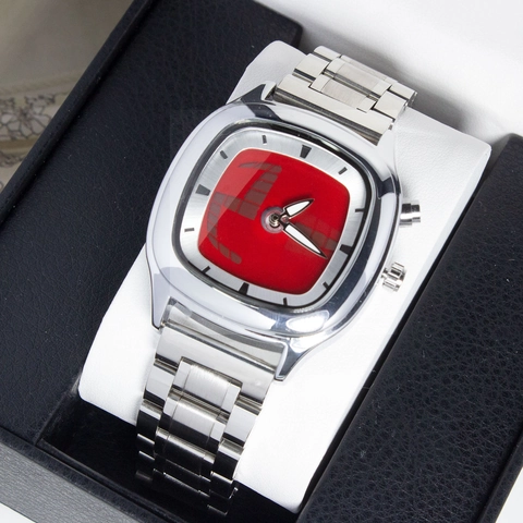 Vintage Alloy Quartz Watch for Men Women Niche Design Metal Chain Strap Retro Square Dial Dual Display Wristwatch