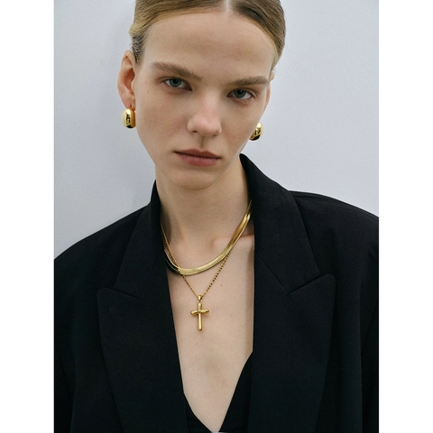 Minimalist 18K Gold Plated Stainless Steel Cross Pendant Necklace For Women High Polished Christian Cross Charm Neck Jewelry Daily Gift