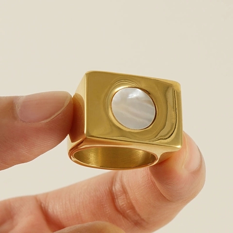 Square Signet Ring 18K Gold Plated Stainless Steel With White Mother Of Artificial Pearl Geometric Chunky Unisex Fashion Jewelry