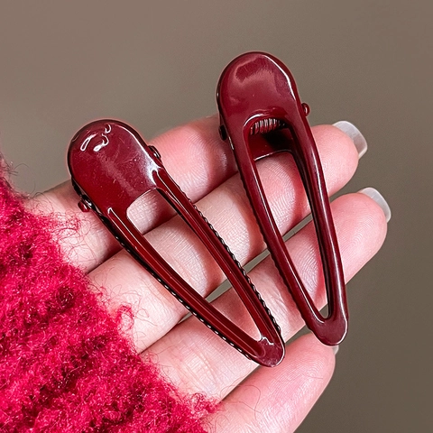 Glänzende Burgund Hohl Geometrische Haarklammer Legierung Lack Entenschnabel Seitenknall Haarnadeln Für Frauen Retro Elegante Haarschmuck