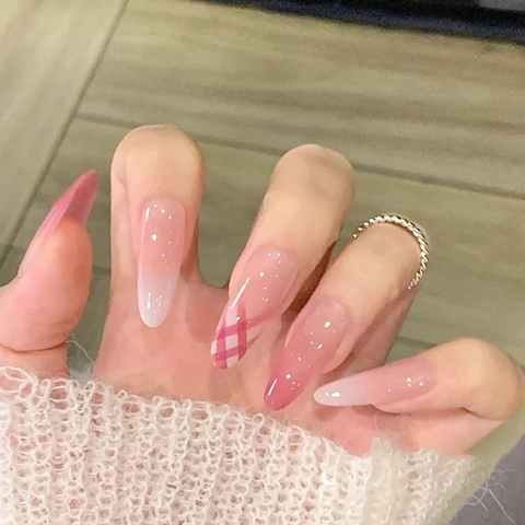 Faux Ongles Press On Dégradé Rose Carreaux Forme Amande Brillant Style Doux Pour Femmes