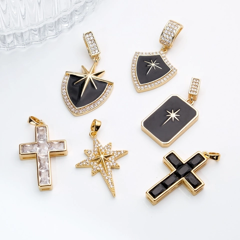 Ciondolo Scudo Croce Rame Placcato Oro 18K Zircone Smalto Ciondoli Per Collana Creazione Gioielli Stile Elegante