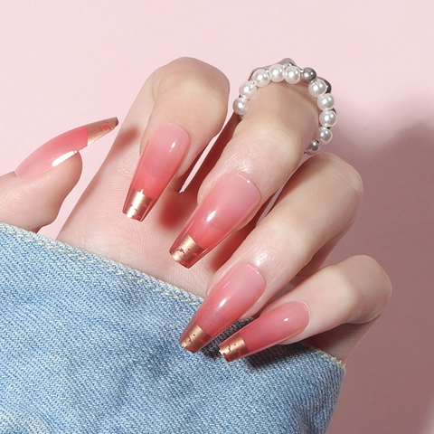 Uñas Postizas Press On Degradado Francés Rosa Forma De Ataúd Larga Con Decoración De Pan De Oro Para Mujeres Manicura