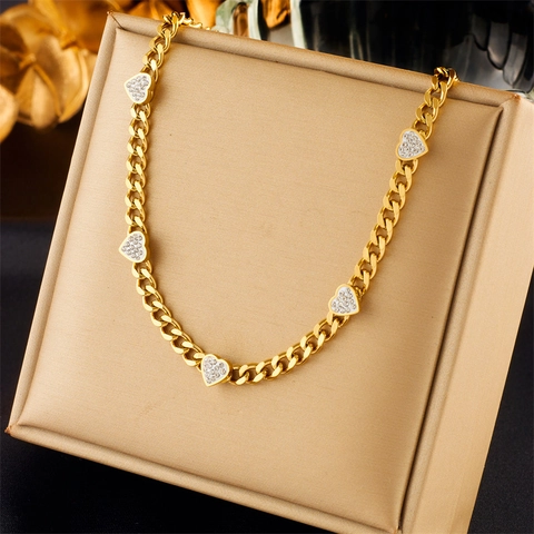 Titanium Steel Heart Pendant Necklace Rhinestone Inlaid Cuban Chain Fashion Jewelry For Women