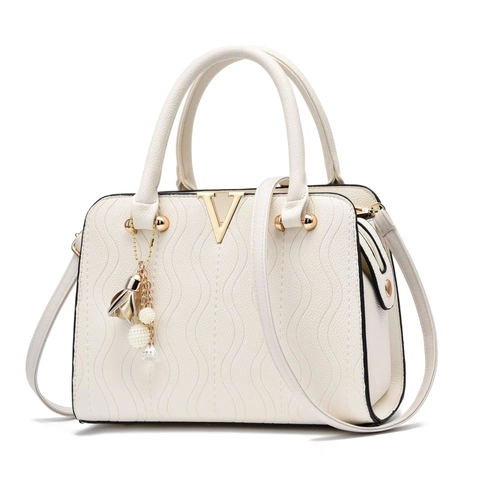 Elegant PU Leather Handbag With V-Metal Logo And Floral Artificial Pearl Charm Large Capacity Crossbody Shoulder Bag For Women Fashion