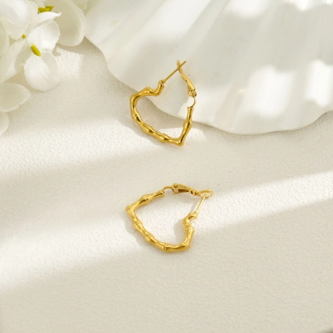 18K Gold Plated Stainless Steel Bamboo Twisted Heart Earrings For Women Waterproof Hypoallergenic Fashion Jewelry Hoop Earrings
