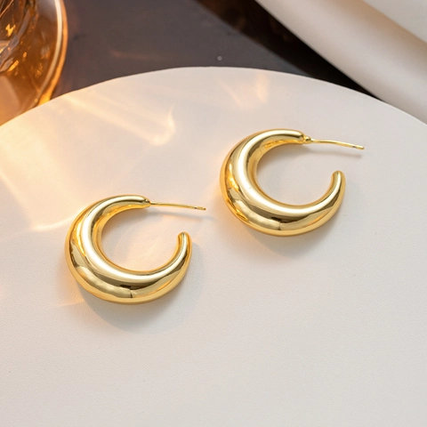 Vintage Minimalist Titanium Steel Gold C-Shaped Teardrop Hoop Earrings For Women Luxury Mirror Polished Geometric Stud Earrings