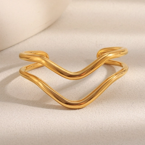 Gedraaide Lijn Open Manchet Armband 18K Verguld Roestvrij Staal Dubbellaagse Golf Onregelmatige Minimalistische Sieraden