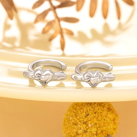 Herzförmige Gürtelschnalle Ohrmanschette Kupfer Süßer Cooler Stil Ohne Piercing Minimalistische Clip Ohrringe