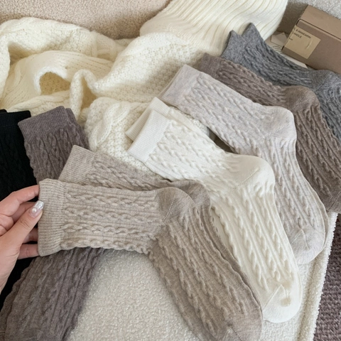 Women Mid-Calf Crew Socks Cashmere Blend Cable Knit Warm Thick Solid Color Japanese Style Vintage Winter Anti-Pilling