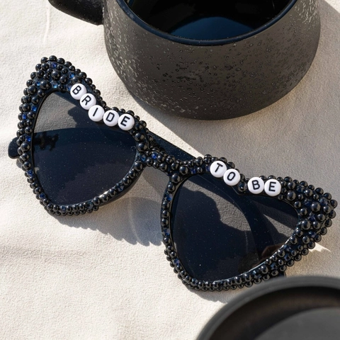 Heart Shaped Sunglasses With Bride To Be Wifey Future Mrs Beaded Letters For Bachelorette Party Plastic Wedding Decor