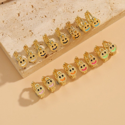 Fashion Copper Smiley Face Enamel Hoop Earrings For Women Gold Plated Chain Texture Colorful Dopamine Style Earrings Jewelry