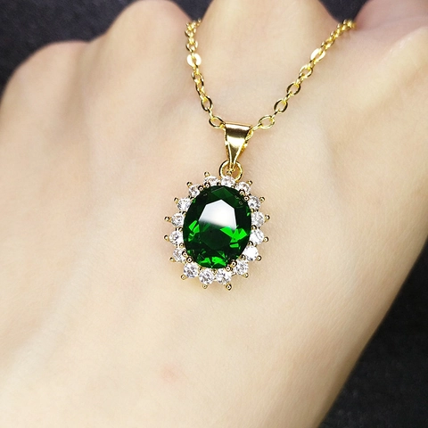 Elegante Ovale Smaragdgroene Zirkonia Hanger Ketting Verguld Koper Witte Zirkonia Halo Zonnebloem Ontwerp Sieraden Dames