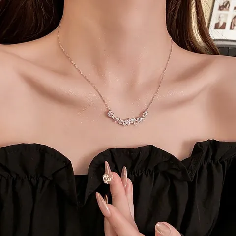 Fashion Zircon Wheat Ear Pendant Necklace Elegant Copper Arc Clavicle Chain For Women Minimalist Light Luxury Jewelry