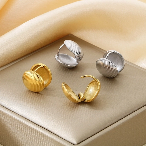 Pendientes De Aro De Concha Acanalada De Acero Inoxidable Minimalista Vintage Color Oro Plata Para Mujeres