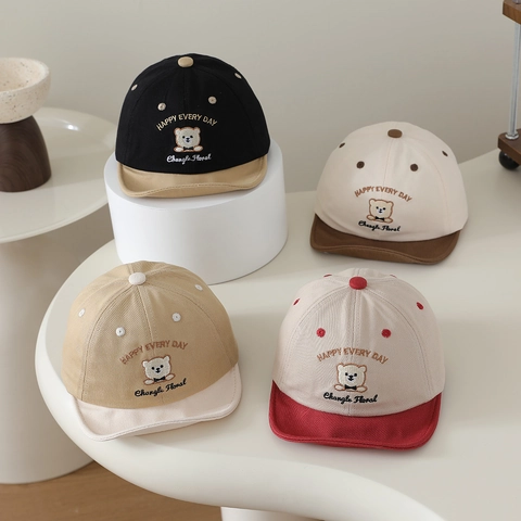 Gorra De Béisbol De Algodón Para Bebé Color En Contraste Bordado De Oso Visera Corta Protección Solar Para Infante