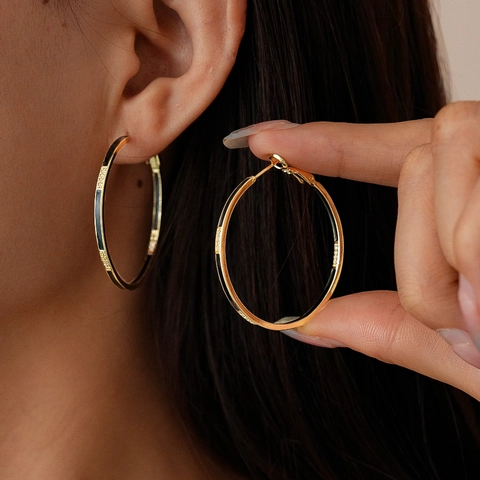 Orecchini A Cerchio Geometrici Smalto Nero Strass Rame Placcato Oro 14K Con Perno In Argento Sterling 925 Per Donna