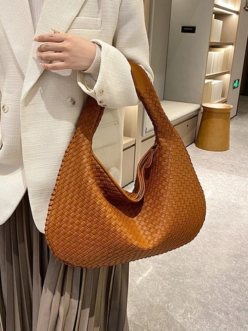 Woven Shoulder Bag PU Leather Large Capacity Hobo Tote For Women Commuter Style Handbag Versatile Elegant