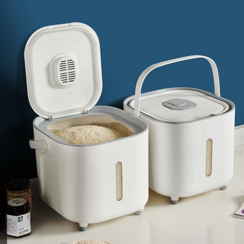 Portable Rice Storage Bucket Food Grade PP Sealed Moisture Proof Insect Proof Kitchen Flour Grain Container With Measuring Cup