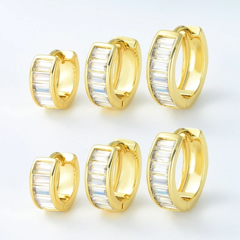 Orecchini A Cerchio Huggie Rame Placcato Taglio Baguette Zirconia Trasparente Gioielli Di Moda Minimalista Moderna Geometrica Per Donne