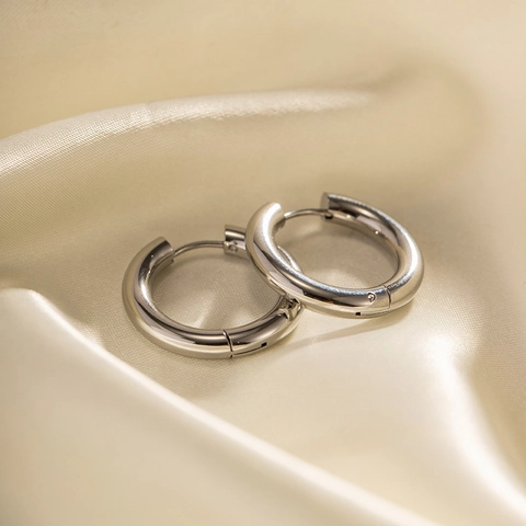 Pendientes de Aro Minimalistas de Acero Inoxidable para Mujer Moda Color Plata Gruesos Pendientes de Círculo Redondo Pulido de Alto Brillo Joyería Impermeabile