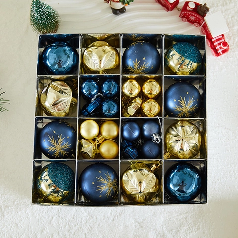 Shatterproof Christmas Ball Ornaments Plastic Hanging Baubles Painted Star Pendants Holiday Tree Party Decor Festive
