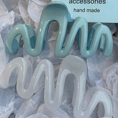 Wave Design Hair Claw Clip Plastic Resin Jelly Color Shark Hairpin For Women Summer Styling