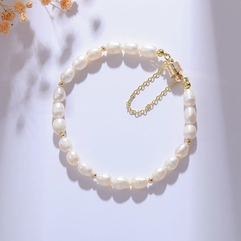 Freshwater Pearl Bracelet For Women Irregular Rice Shape Beads Golden Metal Magnetic Clasp Safety Chain Minimalist
