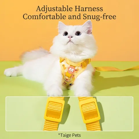 Cute Yellow Duck Pattern Pet Harness And Leash Breathable Mesh Nylon Adjustable Escape Proof For Cats Small Dogs