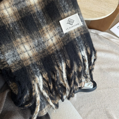 Women Winter Scarf Plaid Thick Warm Imitation Cashmere Tassel Long Shawl Wrap Korean Style Soft Cozy Pashmina