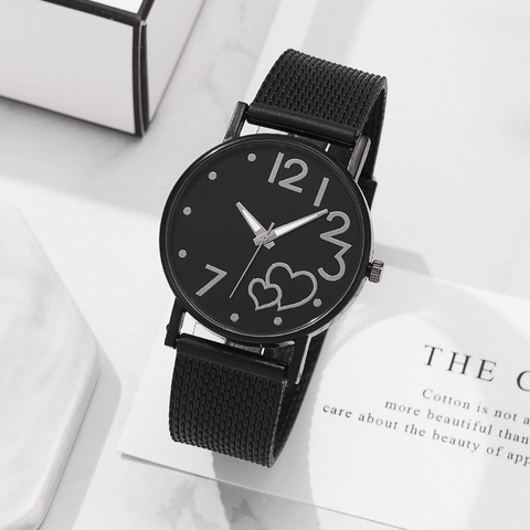 Orologio Da Donna Al Quarzo Alla Moda Con Quadrante Con Motivo A Cuore E Cinturino In Maglia Metallica