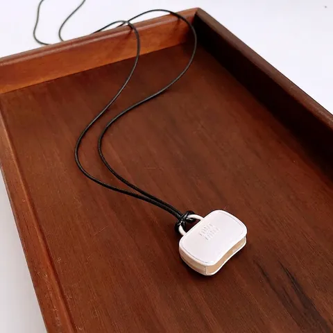 Lange Anhänger Halskette Verstellbare Wachskordel Legierung Harz Holz Minimalistischer Retro Stil Damen Schmuck