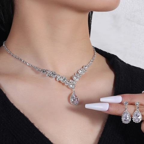 Juego De Joyas Glamorosas Con Collar Y Pendientes De Circón En Forma De Pera Para Boda Fiesta Tono Plateado Elegante