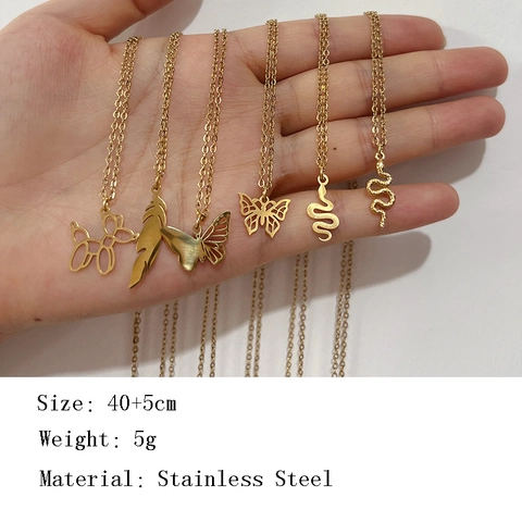 Minimalistische Titanstahl Gold Anhänger Halskette Für Damen Frisch Süß Schmetterling Schlange Welpe Elefant Sonne Gänseblümchen Schmuck