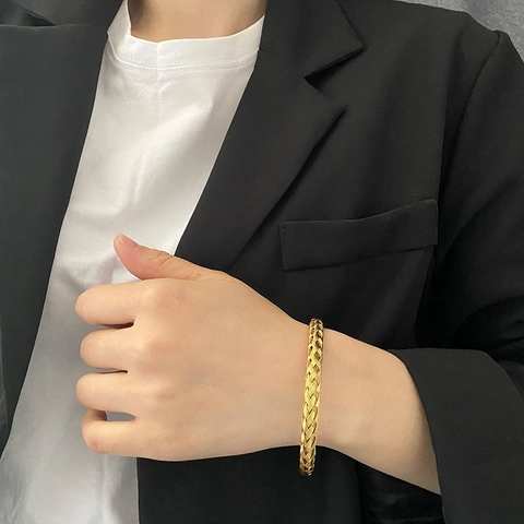 Bracciale Rigido Intrecciato in Acciaio al Titanio Minimalista per Donna Placcato Oro Argento Bracciale Aperto Gioielli Moda