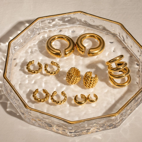 Ear Cuffs En Acier Inoxydable Plaqué Or Imperméable Hypoallergénique Épais Torsadé Géométrique Boucles D'oreilles Clip Pour Femmes