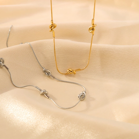 Knot Necklace 18K Gold Plated Stainless Steel Geometric Asymmetric Snake Bone Chain Minimalist Jewelry For Women